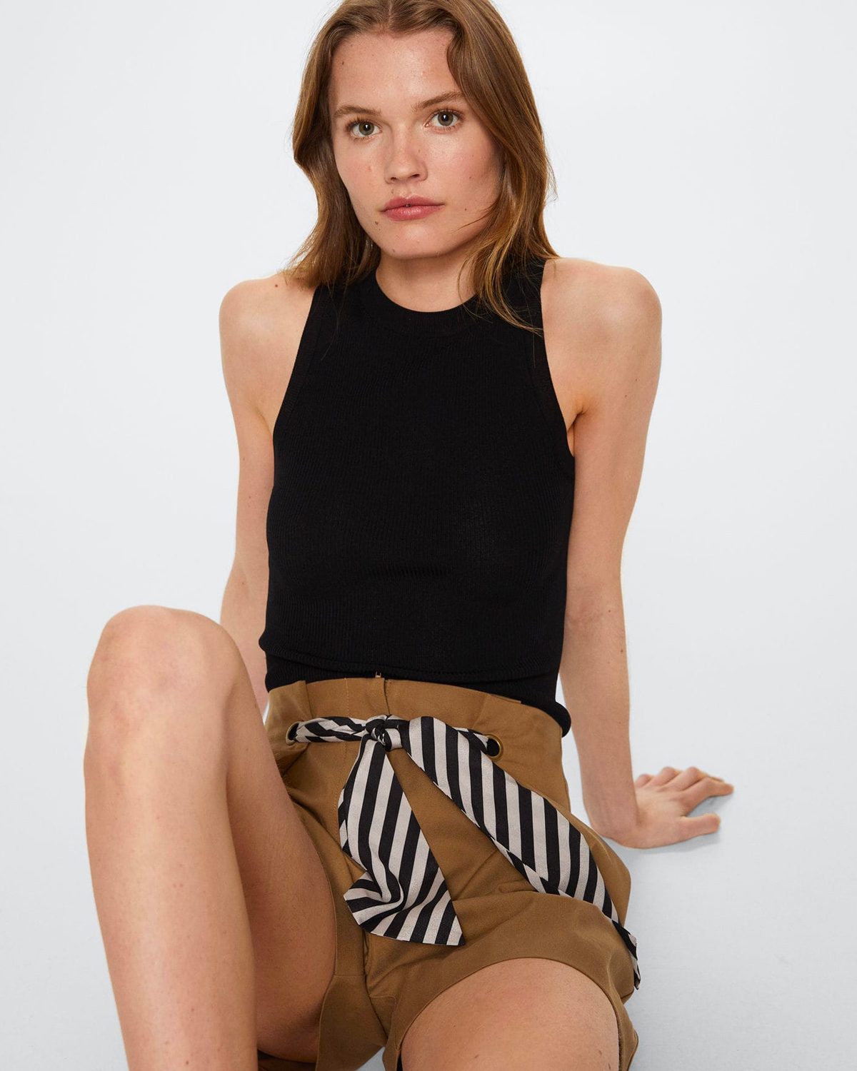 Slouchy pleated shorts - Image 2